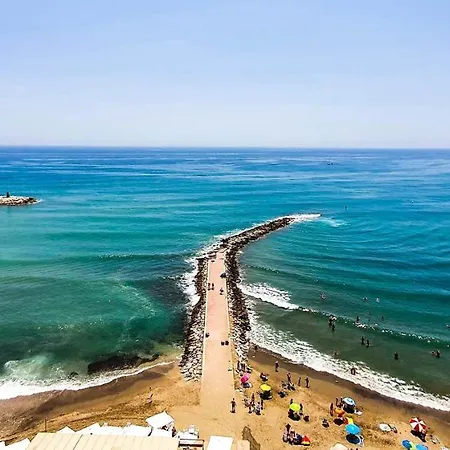 Apartman Skol 715. Spectacular Corner Duplex In