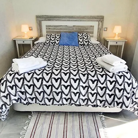Skol 715. Spectacular Corner Duplex In Apartment Marbella