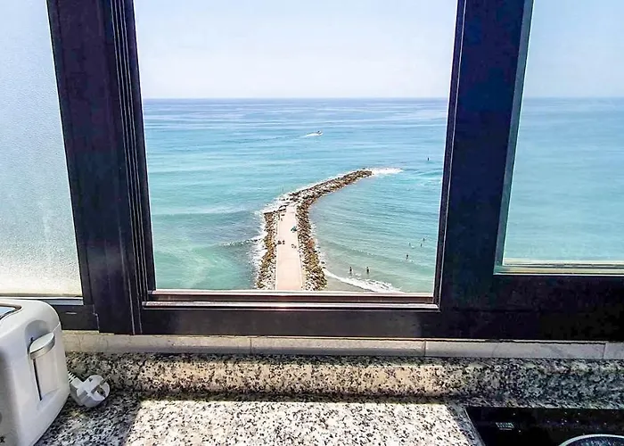 Apartamento Skol 715. Spectacular Corner Duplex In *