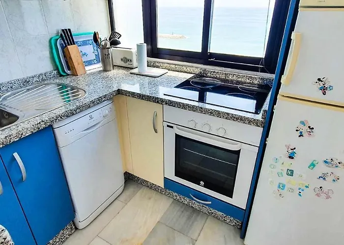 Apartamento Skol 715. Spectacular Corner Duplex In