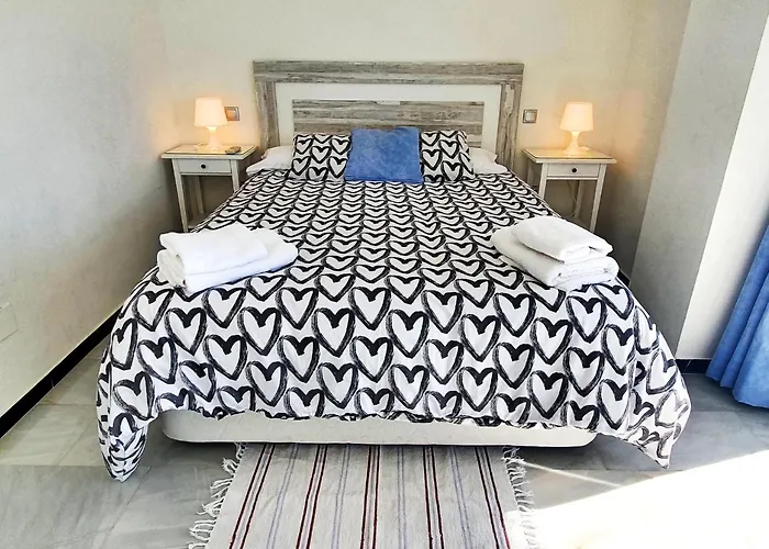 Skol 715. Spectacular Corner Duplex In Apartament Marbella